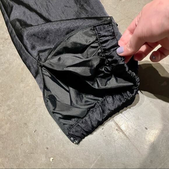 Vintage 90s Joggers Black Satin Windbreaker Track Drawstring Pant Athleisure L - Picture 8 of 9